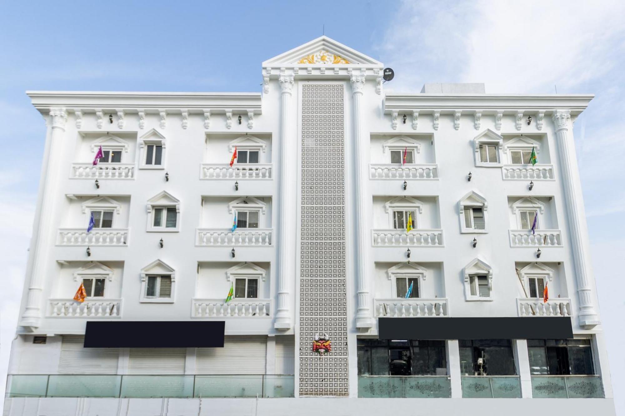 Treebo Seventh Heaven Kukatpally Hyderabad Eksteriør billede