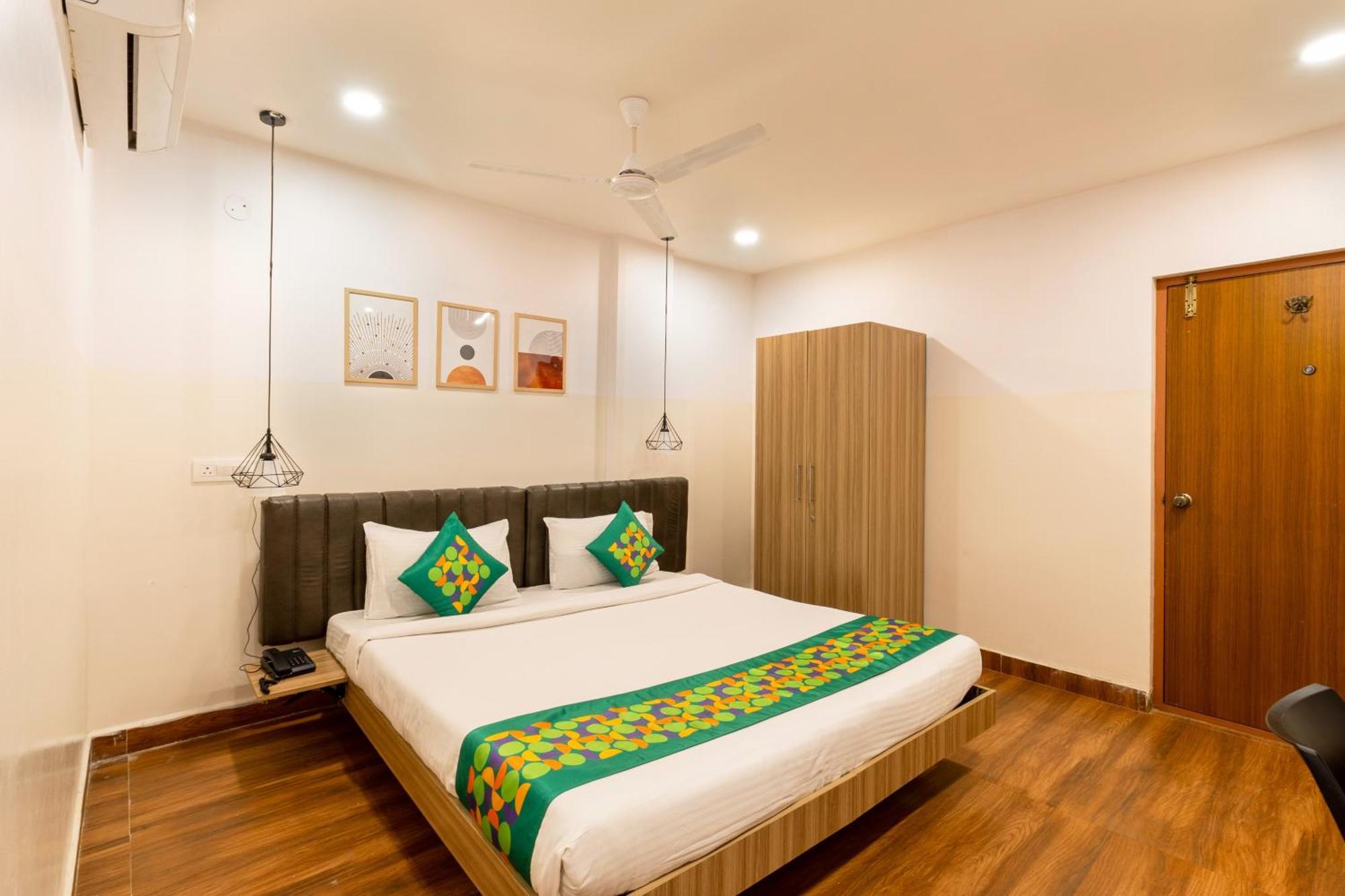 Treebo Seventh Heaven Kukatpally Hyderabad Eksteriør billede