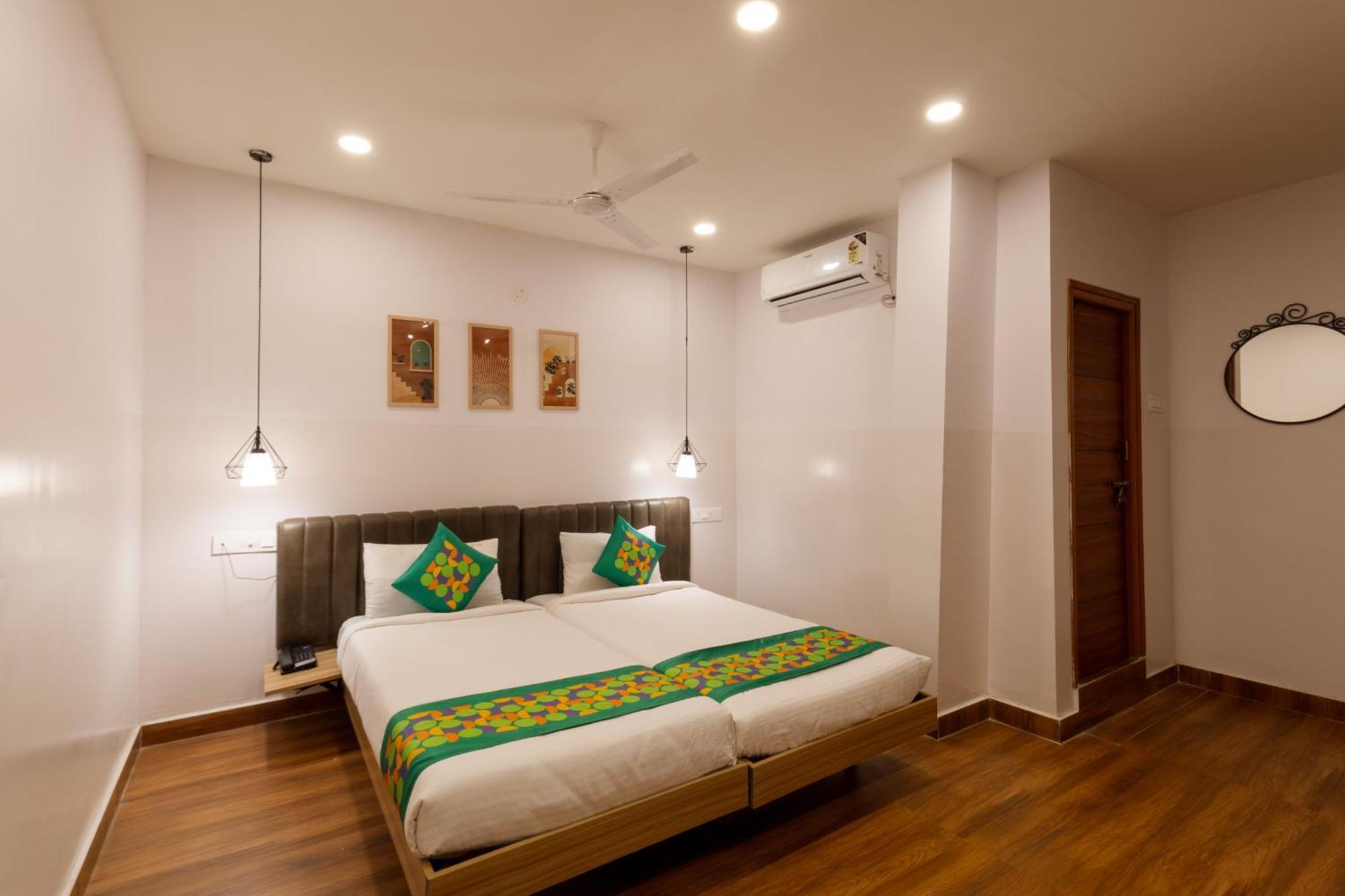 Treebo Seventh Heaven Kukatpally Hyderabad Eksteriør billede